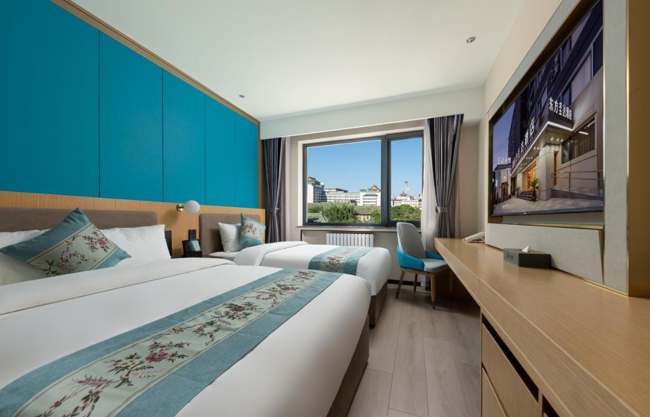 East Sacred Hotel--Very Near Beijing Tiananmen Square ,The Forbidden City,The Temple Of Heaven ,3 Minutes' Walk To Wangfujing Subway ,Located In The Center Of Beijing, Many Shopping Malls Around,Newly Renovated Hotel-Able To Receive Foreign Guests Ngoại thất bức ảnh Deluxe room
