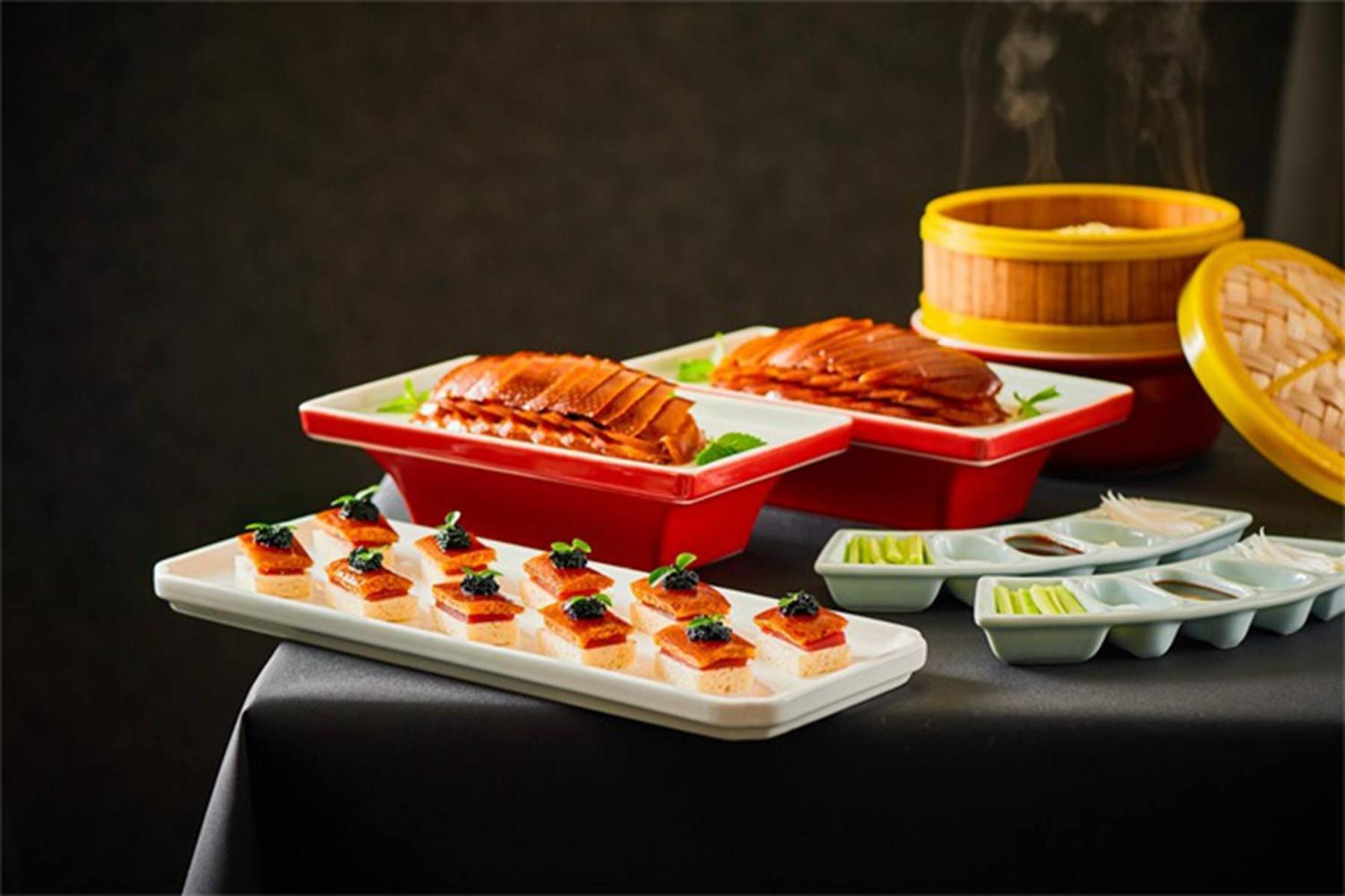 East Sacred Hotel--Very Near Beijing Tiananmen Square ,The Forbidden City,The Temple Of Heaven ,3 Minutes' Walk To Wangfujing Subway ,Located In The Center Of Beijing, Many Shopping Malls Around,Newly Renovated Hotel-Able To Receive Foreign Guests Ngoại thất bức ảnh A selection of dim sum